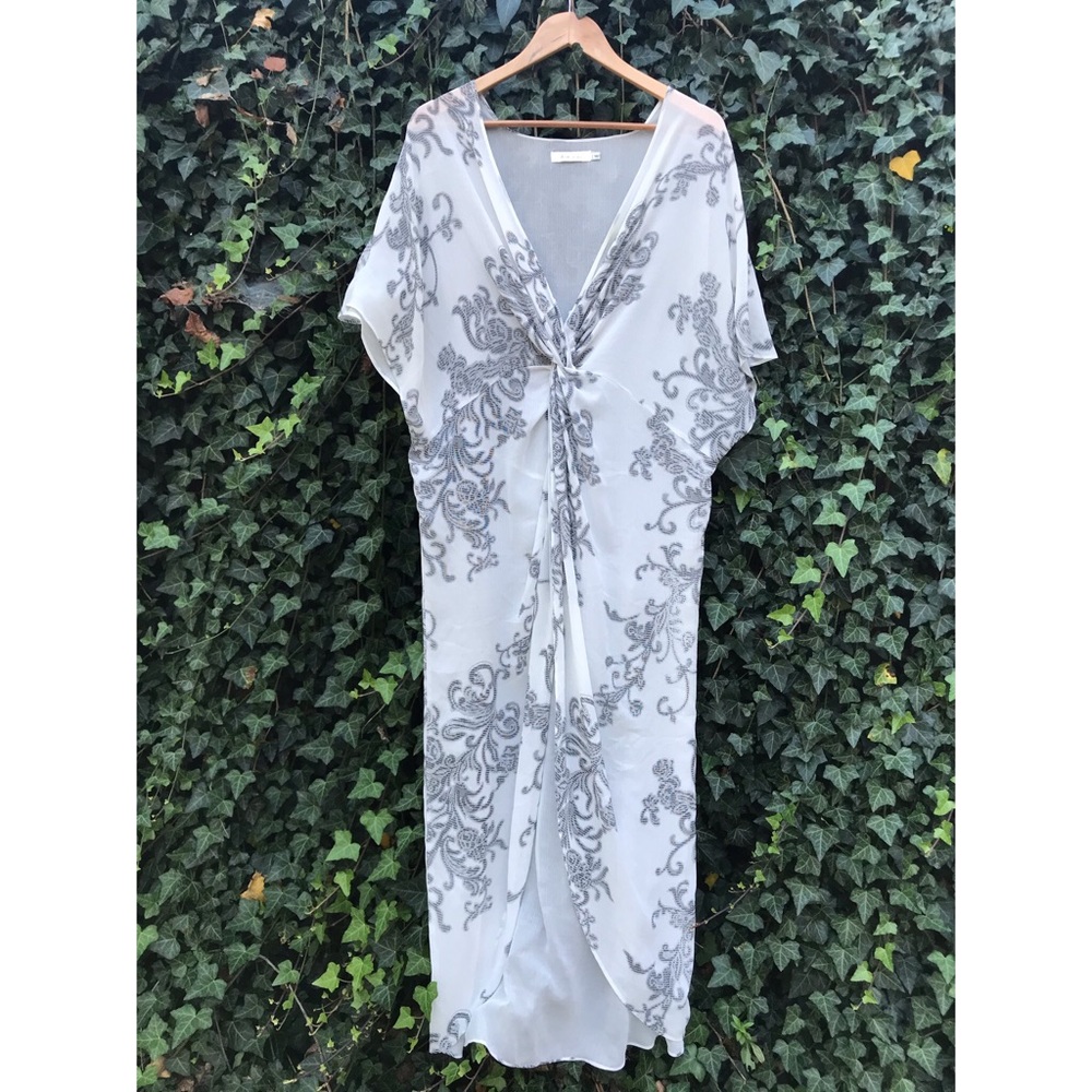 Twist Front Long Kimono Black & White Print